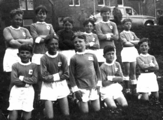 Photograph of Sixties Watten BB Football Team That Won The Ellings Cup